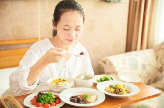 《从饮食健康到身体养生，六大秘诀让你远离疾病 ｜ 百草香烟灸的功效与作用及禁忌症，百草香灸案例？》